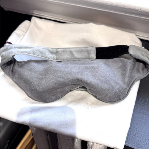 😴Gravity Blankets Innovative Weighted Sleep Mask for Stress Reduction😴 - Picture 3 of 15